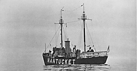Nantucket Lightship / LV-112 at anchor, daytime view