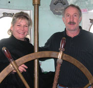 Volunteers at the wheel of LV-112